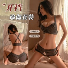 【天猫】曼烟情趣内衣性感冰丝透视V领露背镂空瑜伽制服吊带短裤套装9122