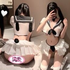 【天猫】曼烟情趣内衣女性感运视深V免耳翻领制服学院cos水手服套装8558